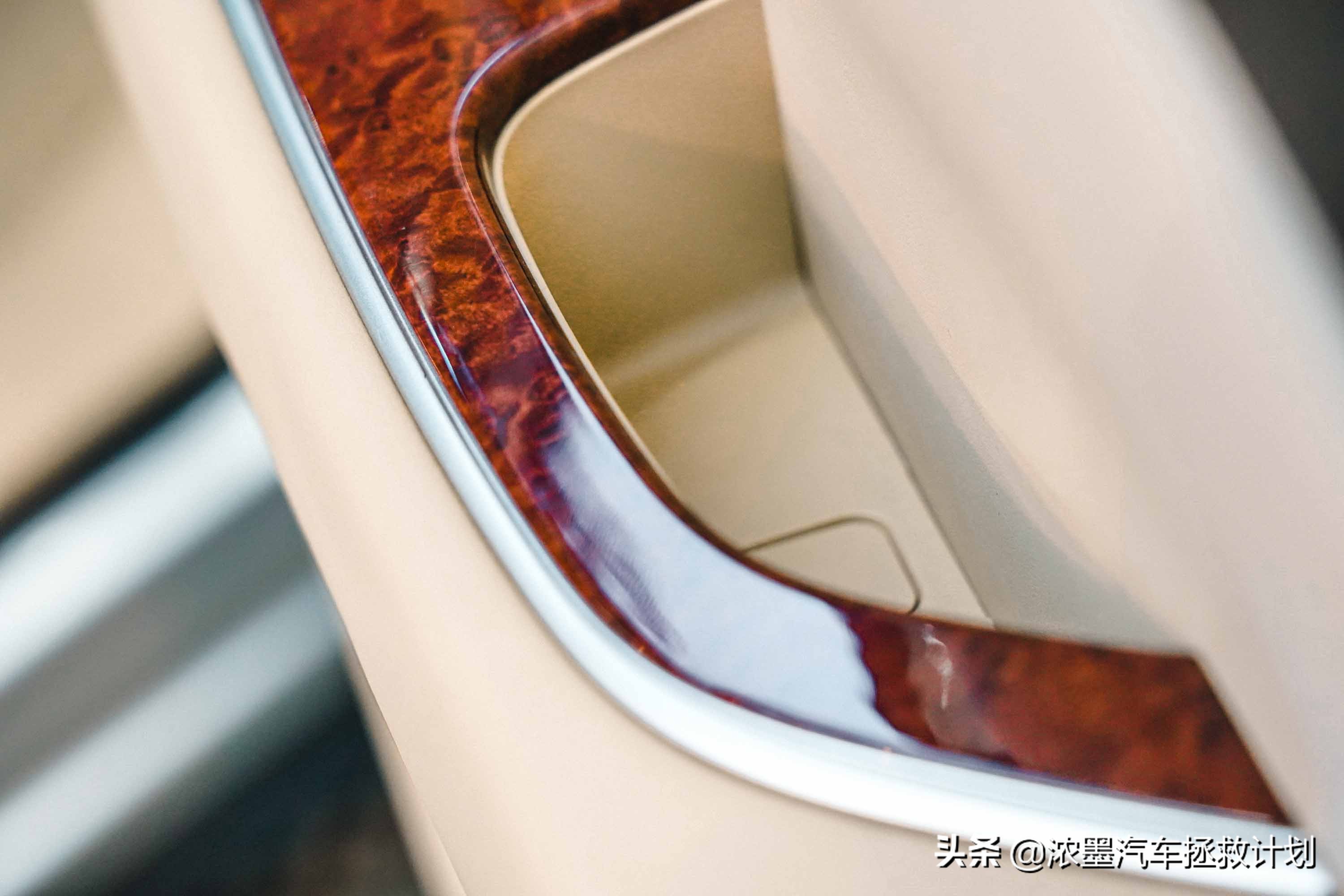 「逆转时光」整备一台经典的丰田普瑞维亚，唯有热爱可抵岁月绵长