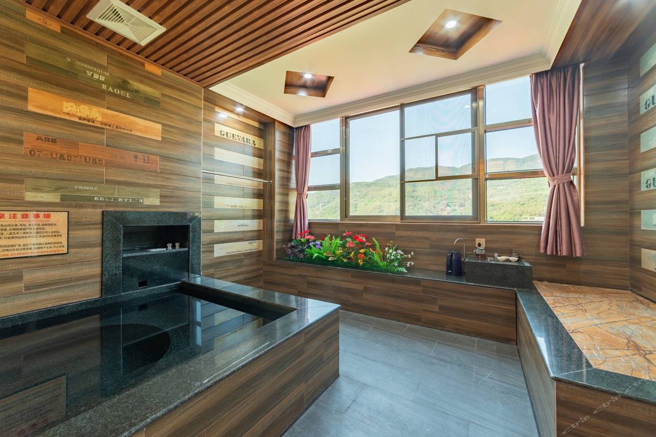 距广州深圳自驾约2h，游南昆山畅泡温泉叹美宿，游客：太巴适了吧