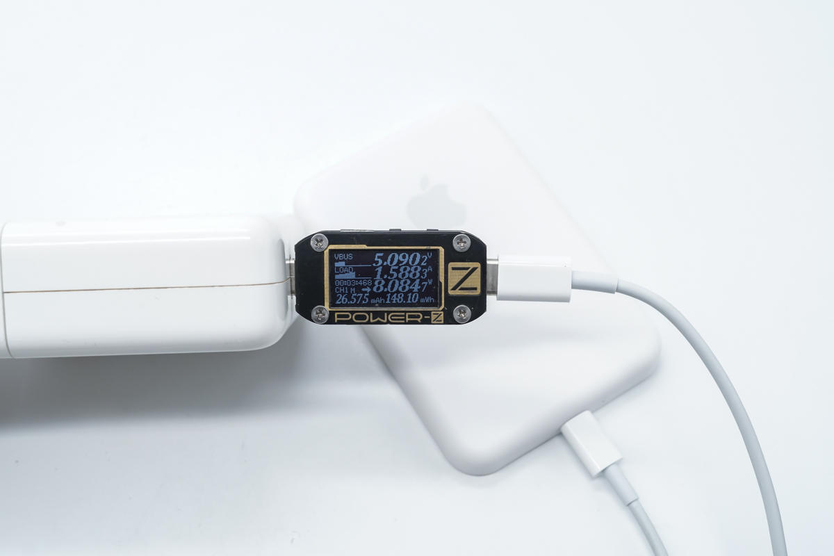 天干物燥小心火烛！苹果、华强北 MagSafe 行动电源横向对比