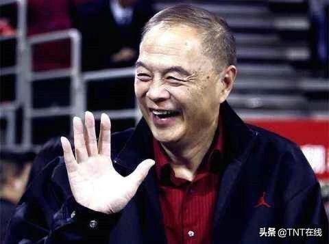 男篮世界杯腾讯体育主持人(NBA中国解说界的俊男靓女)