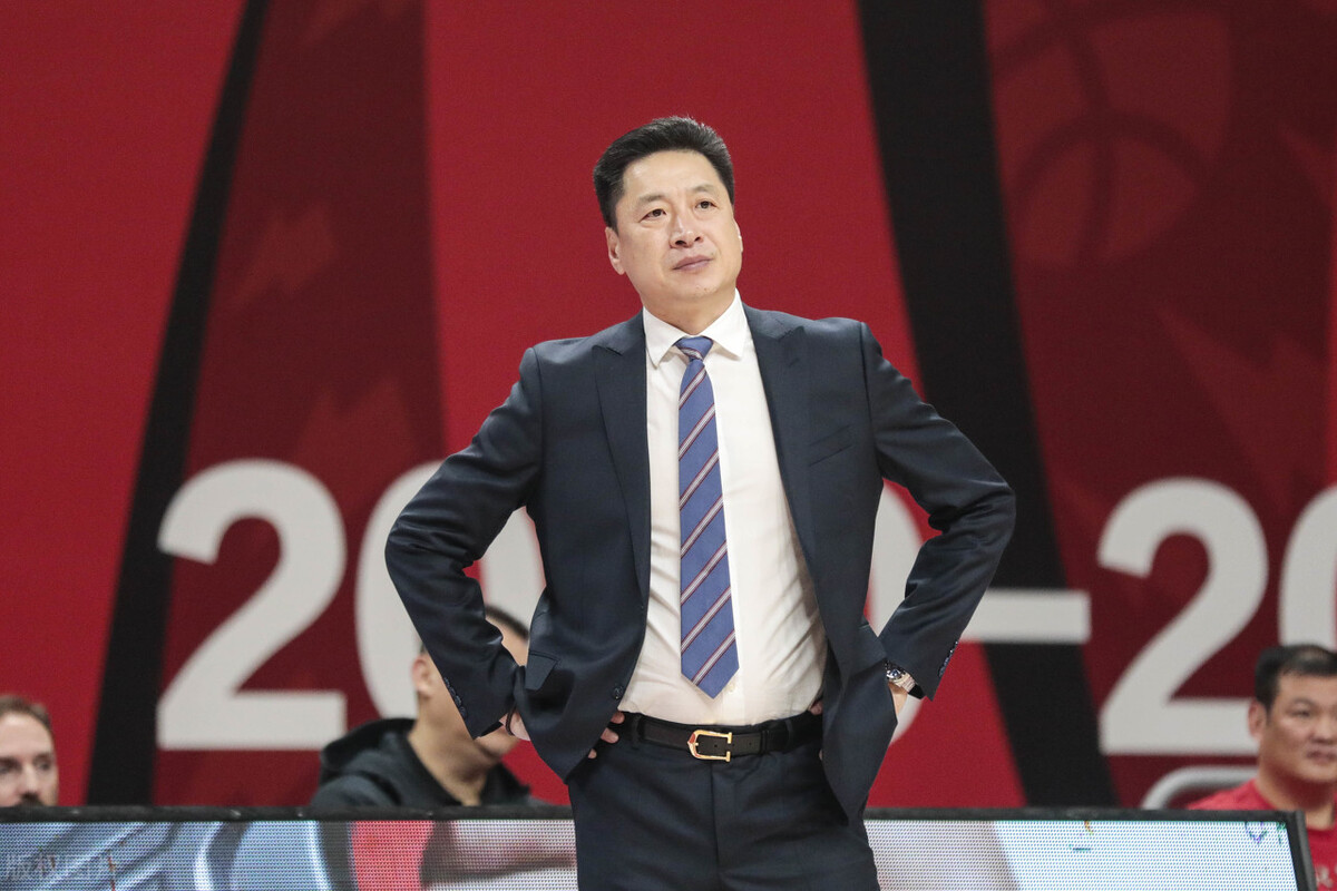 李春江杜鋒郭士強（李春江正式回歸，杜鋒郭士強客串當裁判，鞏曉彬重新執掌球隊）