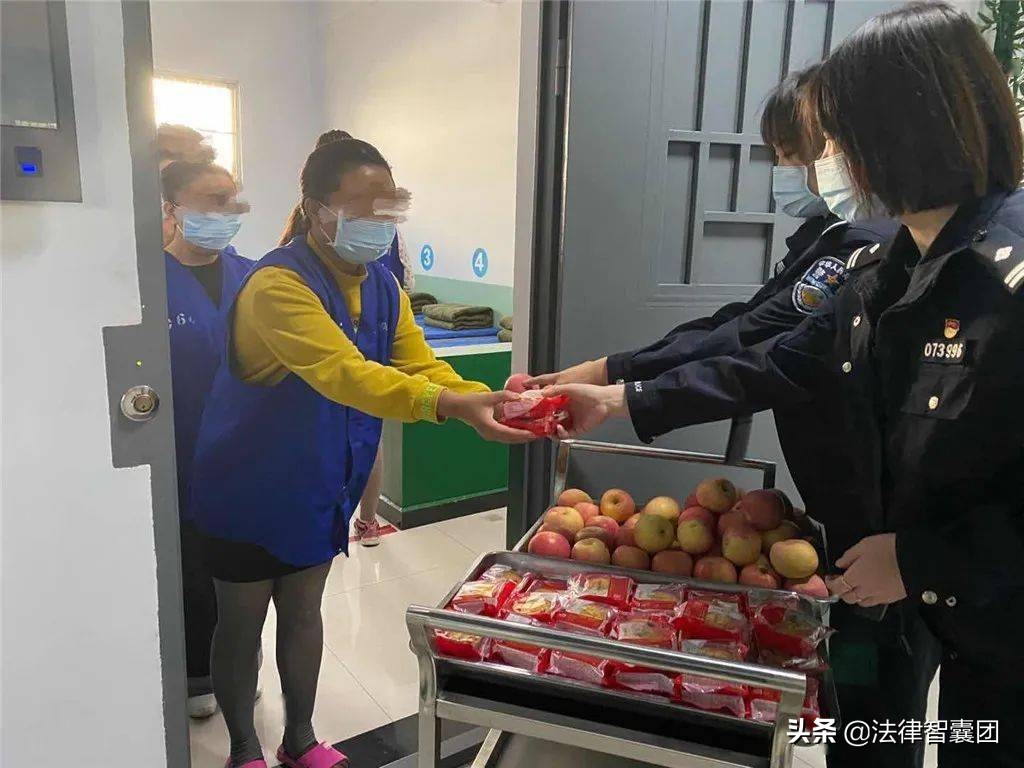 嫖娼被抓之后，在拘留所的日子，是这样度过的