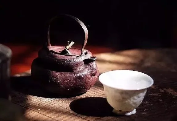 茶叶巨头立顿挥泪告别，世界第一红茶品牌，终究还是人走茶凉？