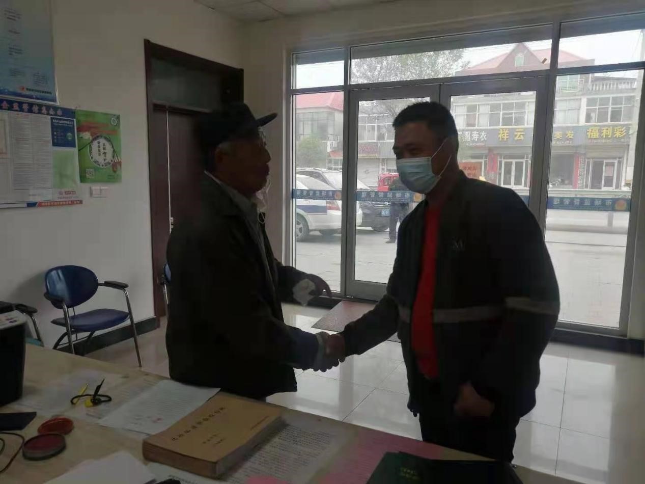 郯城縣市場監(jiān)管局耐心維權保護農民合法權益
