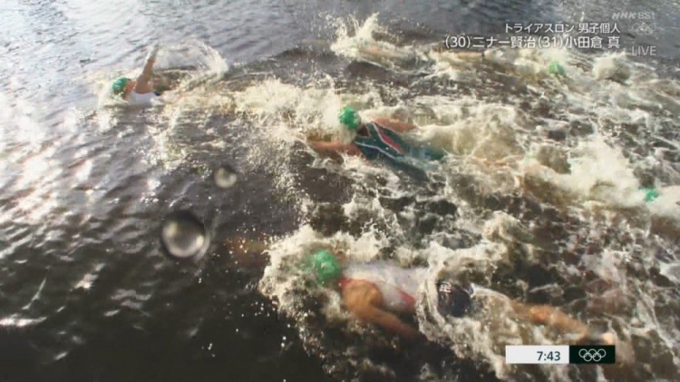 东京奥运会运动员呕吐(太脏了！奥运选手在污水中比赛味如厕所 赛后多人呕吐不止（图）)