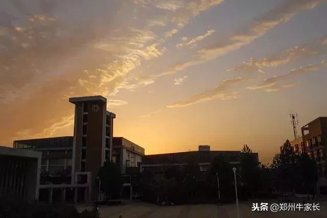 郑州明新中学2017高考（管理轻松但成绩拔尖）