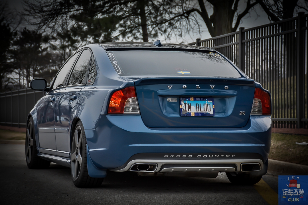 一辆“彻头彻尾”改装的沃尔沃VOLVO S40