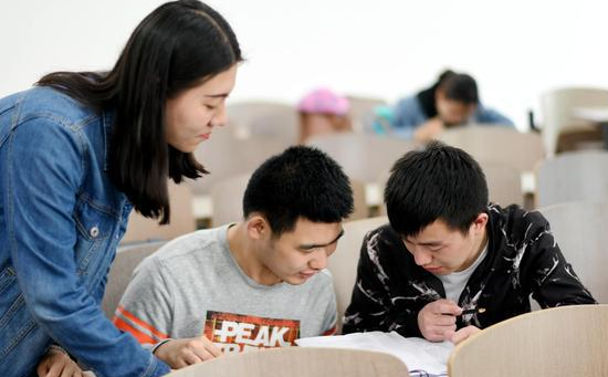 大一新生开学，是否有必要带“笔记本电脑”，辅导员给出答案