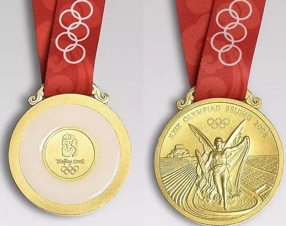 奥运金牌含金量是多少克（东京奥运会金牌重556克，金子只有6克，是因为日本太抠了吗？）
