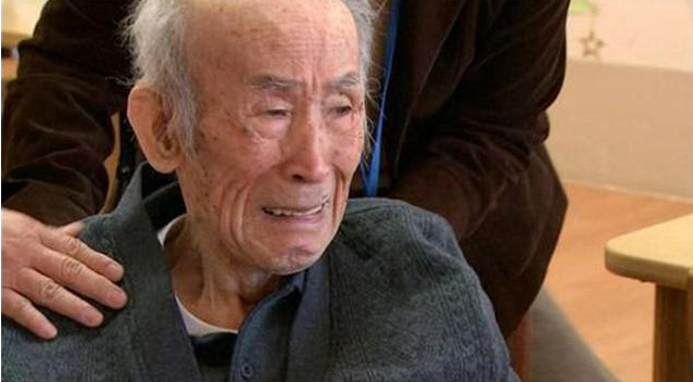 “爸，我丧假只有3天”，不孝子的一句话，让老父亲悲痛欲绝