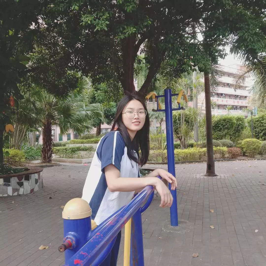 自信是一种态度,她用自信的力量涅槃