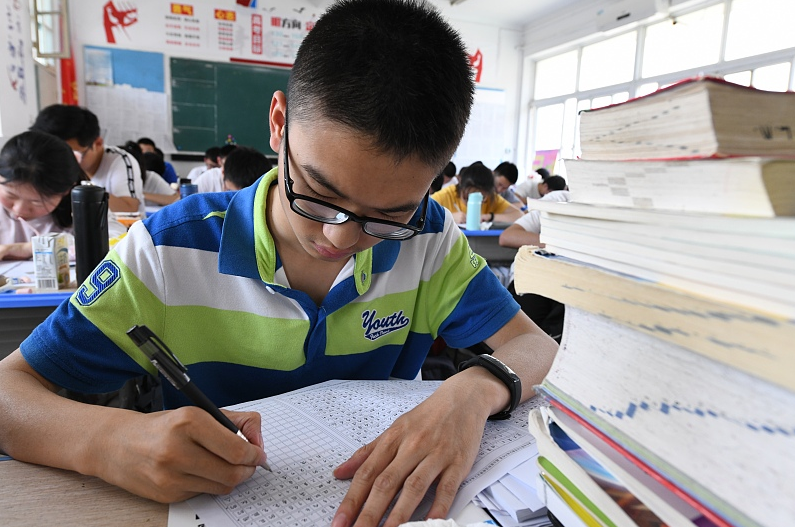 华东地区害人不浅的7所大学，人民日报已曝光，毕业证如同废纸