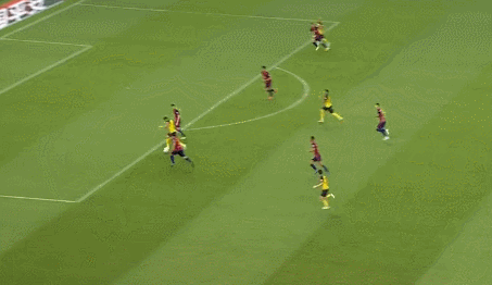 中超-广州队5-0青岛队（中超-广州6-0青岛夺取2连胜 高拉特梅开二度艾克森传射洛国富破门）