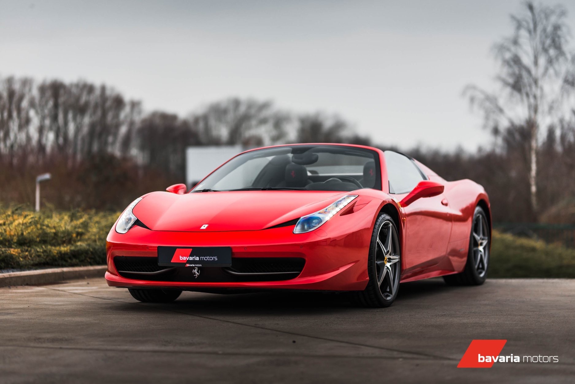 法拉利458 Spider：极致性能与敞篷驾驶的完美融合