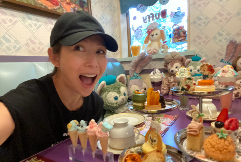 蔡少芬在直播時(shí)本人的狀態(tài)如何（蔡少芬直播賣貨翻車，在線道歉：是我的不對(duì)，網(wǎng)友：求生欲好強(qiáng)）