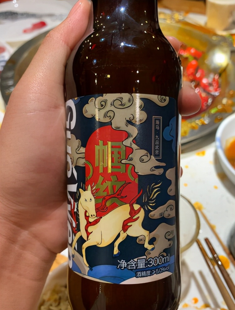 这8种精酿啤酒，国产进口都有，价格均不超10元，工薪阶层喝得起