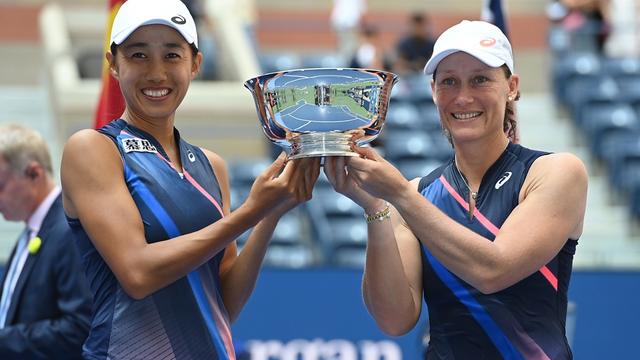 爆大冷！中国女子网球选手再夺大满贯冠军，网坛成就比肩李娜