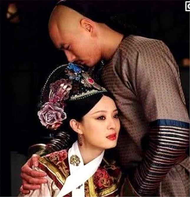 甄嬛传:难怪皇帝执意要杀允礼,看甄嬛回宫后他二人又做了啥好事