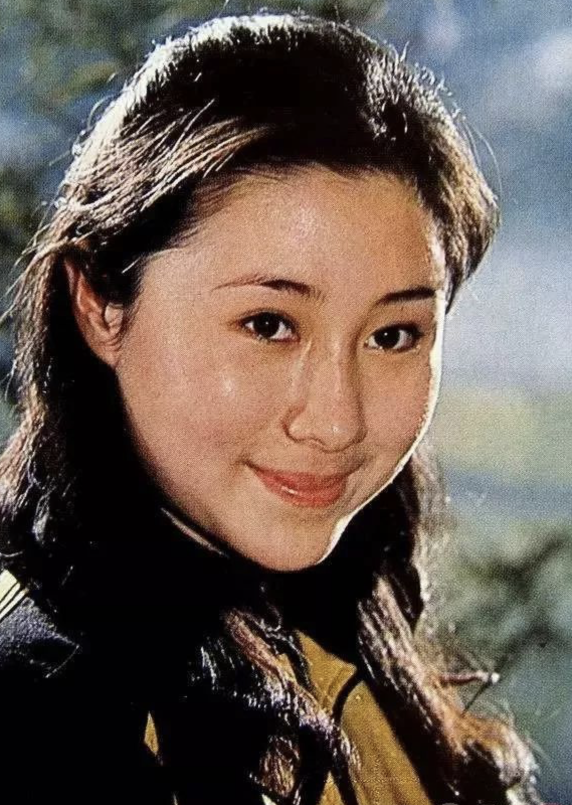 "牧羊女"丁岚:因《少林寺》走红,巅峰时远走他国,她后悔吗?