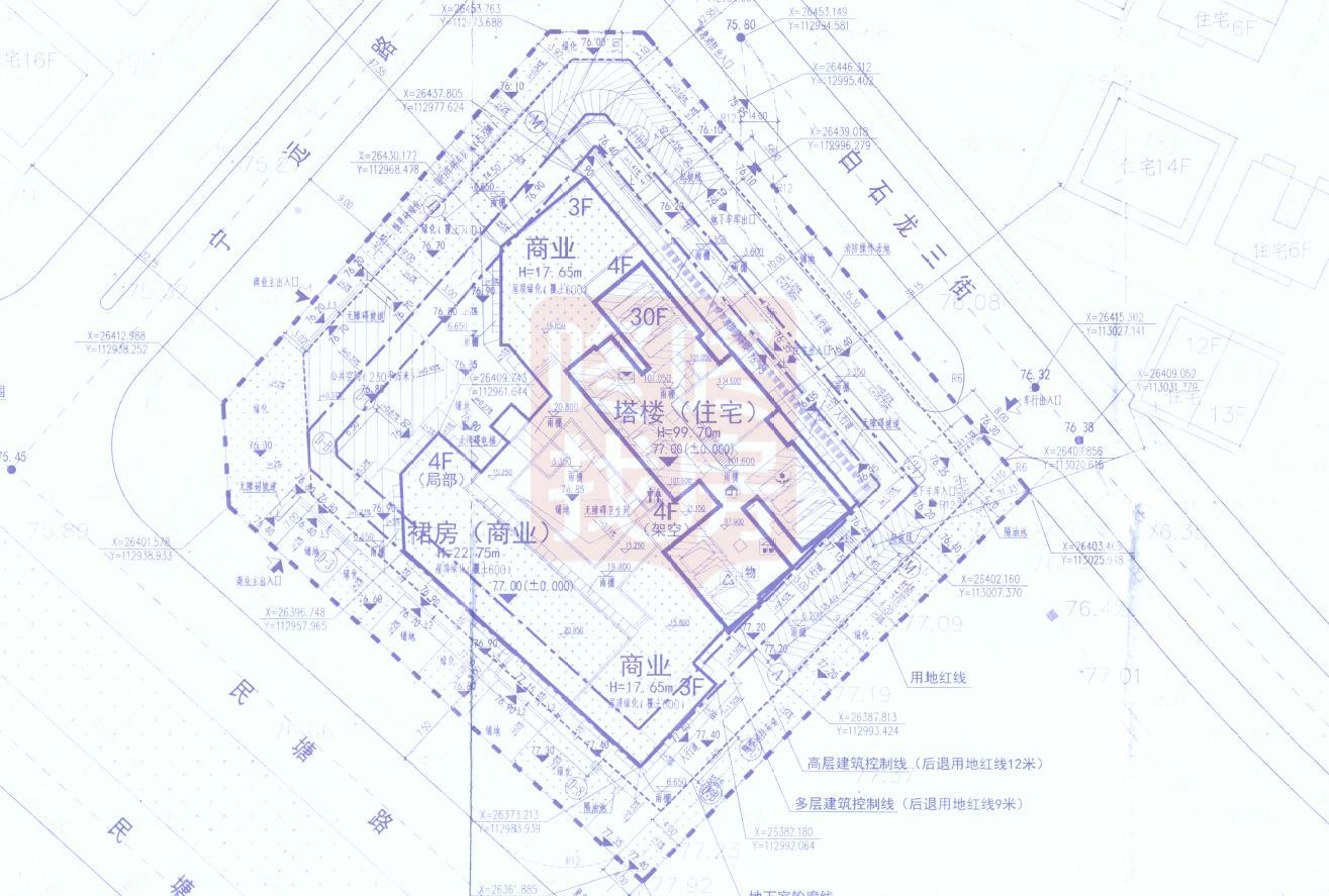 白石龙附近的篮球场(白石龙独栋现楼新盘，紧挨4号线高架，一站到深圳北，只有130套)