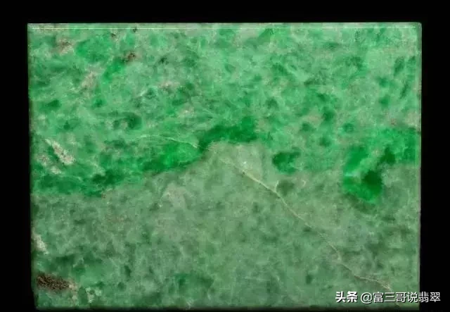 俄罗斯翡翠矿场对外免费开放！玻璃种、帝王绿随便拿？