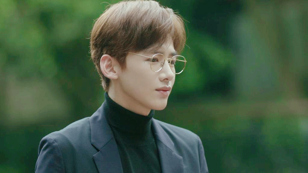 白敬亭演的爱情电视剧推荐(白敬亭一连2部新剧同时播,一部好评无数,另