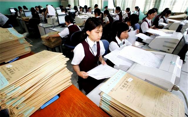 高考分数是怎样诞生的？“解密”阅卷流程，交卷到出分一共分五步