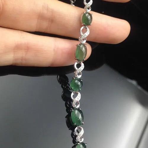 翡翠蓝水蛋面，镶嵌手链或者戒指都是绝美，询价有惊喜