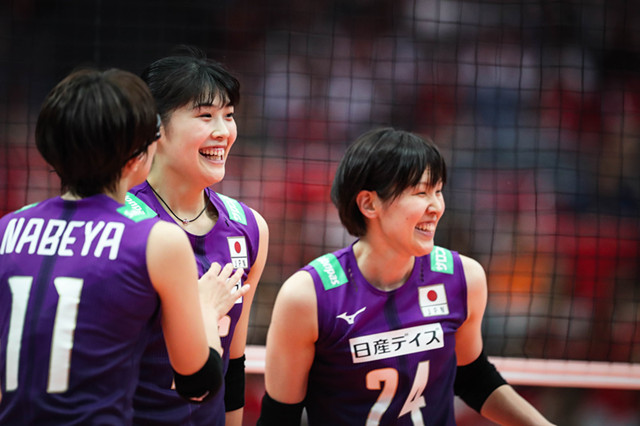 日本女排世界杯成绩表(日本女排3-0！积分榜：中国夺冠，美俄争银牌，真正黑马是她们)