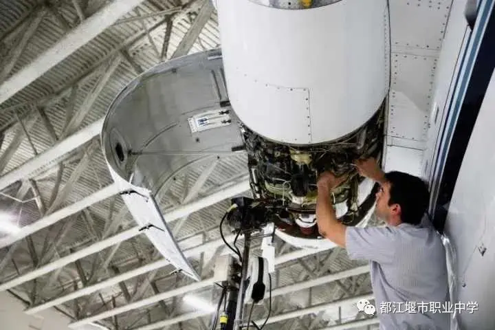 学费全免还能考本科，都江堰市职业中学2020年最全招生信息在这