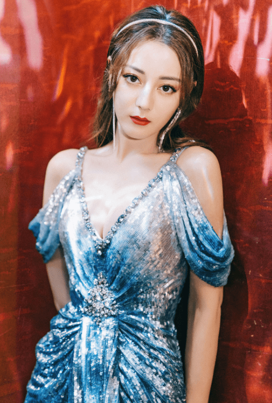 或许在他们那个时代;因此不免想起被古人誉为"四大美女"的她们