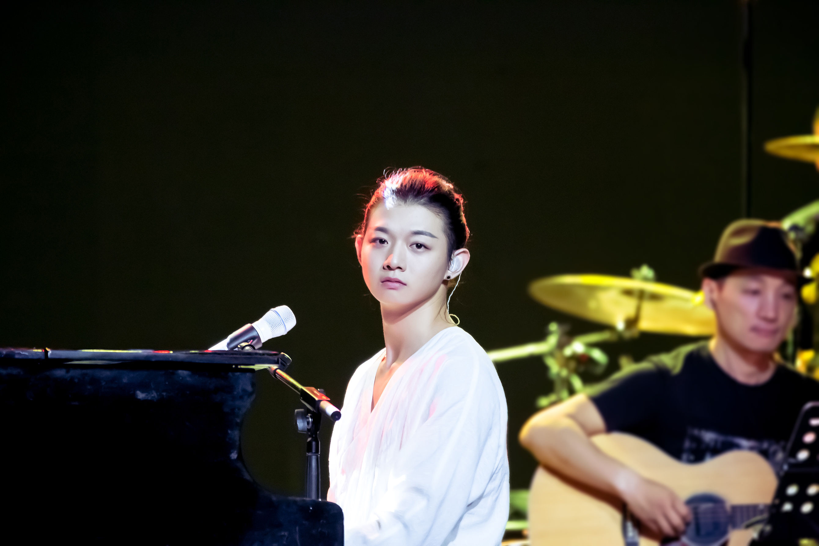 霍尊的妻子姜华(霍尊的妻子姜华是谁) - oto联盟