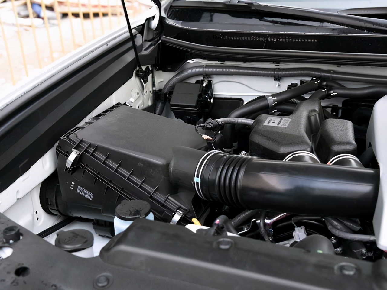 手握45万没要途乐却提了普拉多，2个月后，车主一肚子话要说