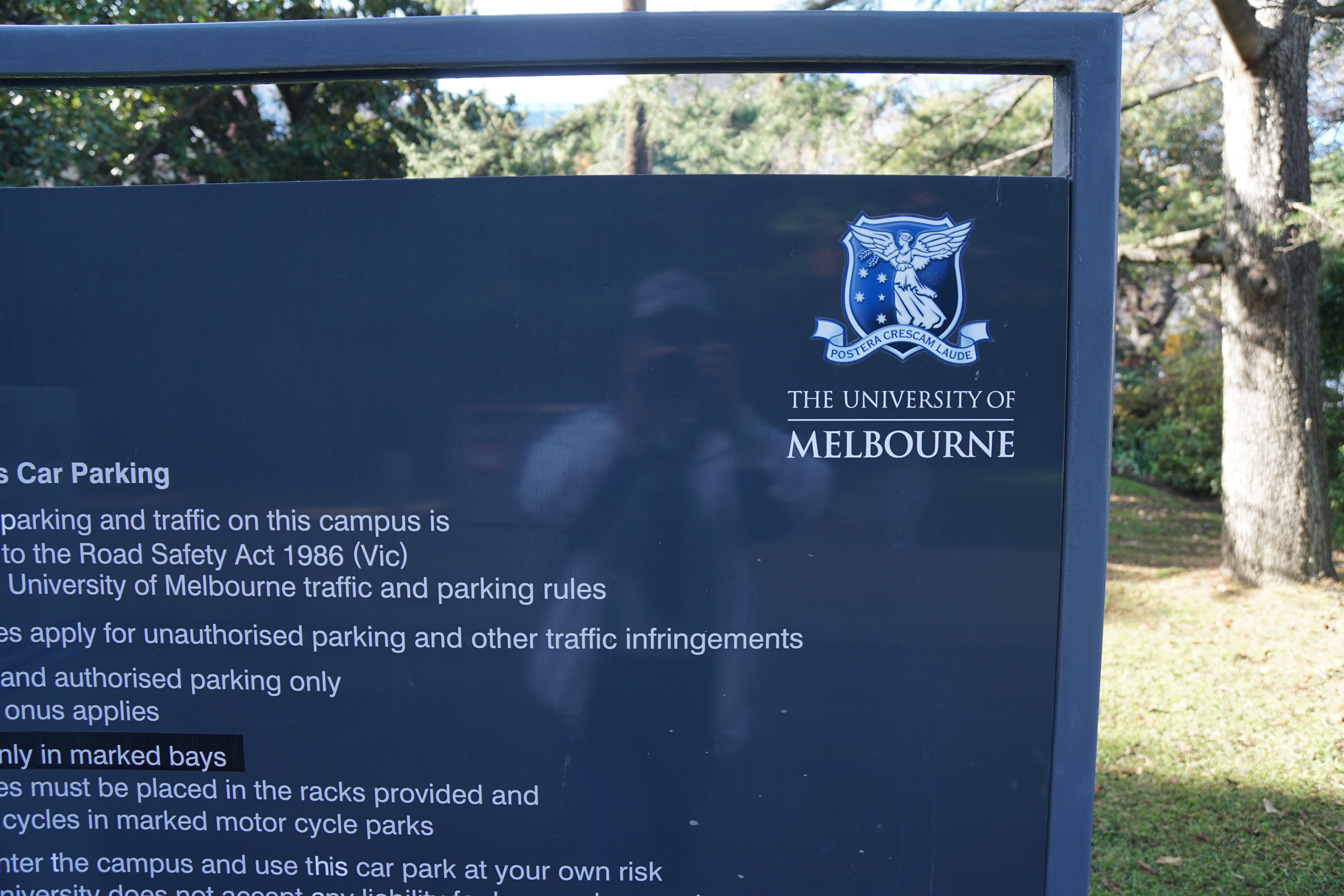 墨尔本大学校训（我们将在后人的）