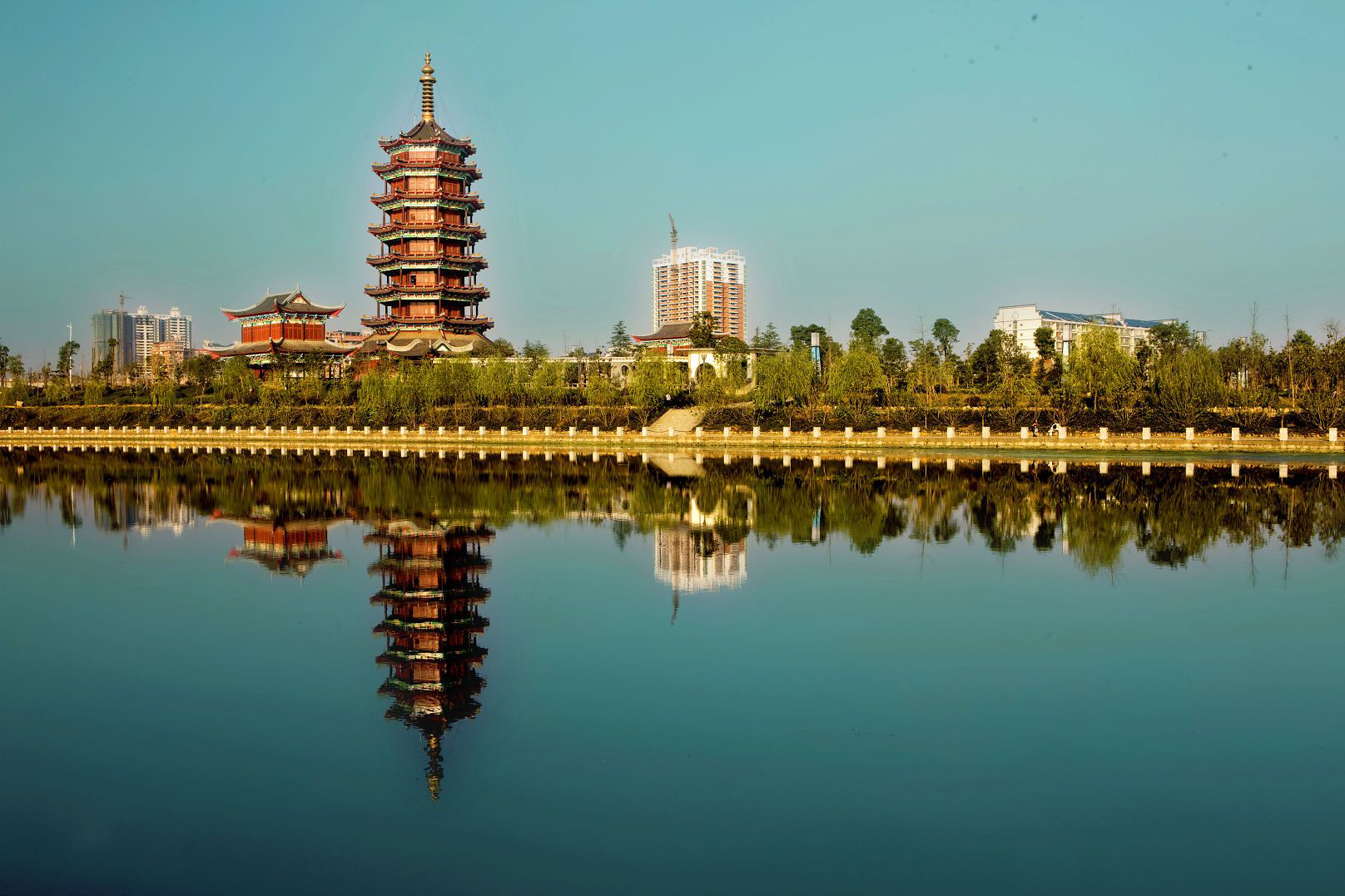 湖南怀化闻名遐迩5所好高中，堪称重点高中之翘楚，有你母校吗？