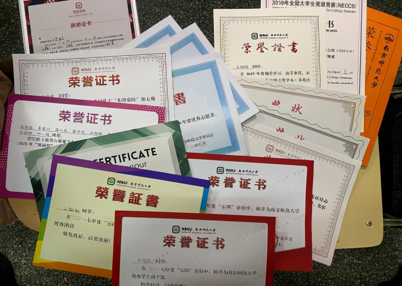 南师大“神仙女寝”火了！全员升学清华等名校，奖学金超15000元！