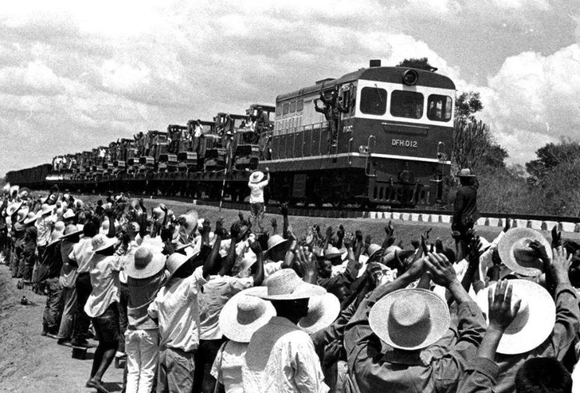 50年前援非的“坦赞铁路”，牺牲60多名中国人，现在怎么样了？