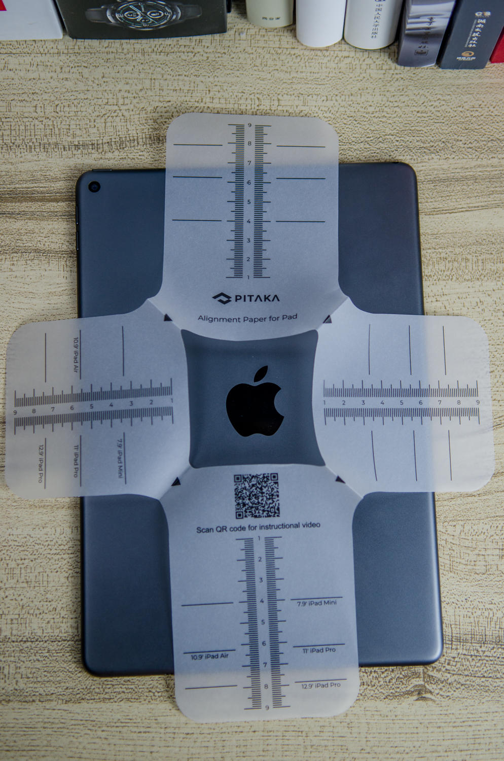 双效提升生产力：PITAKA MagEZ Stand桌面iPad Pro/Air 磁吸充电支架