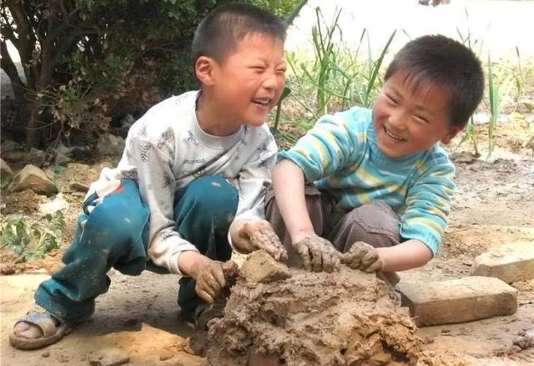 70后童年游戏 其乐无穷——祖国生日 回忆童年 爱国情浓（三）