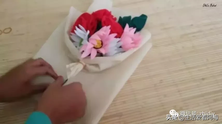 花束包装有何难？8种花艺包装教程分享给你，秒变花艺大师
