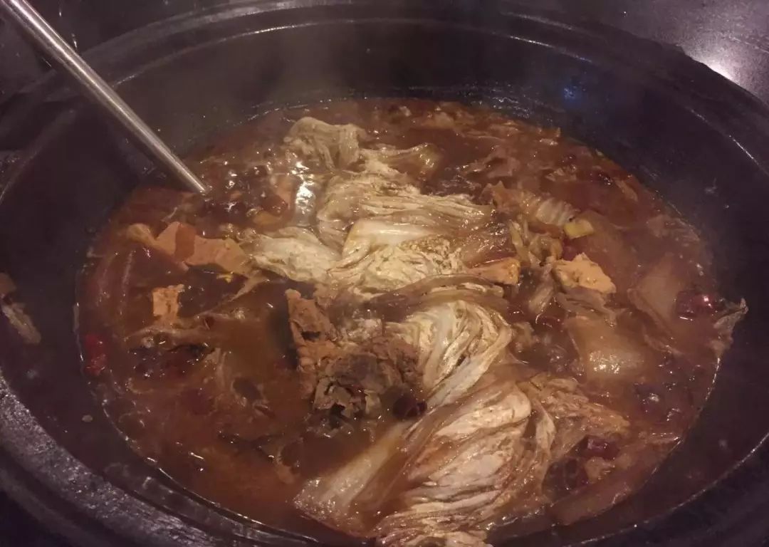 保定最好吃的6家铁锅炖，家喻户晓，保定人都爱吃