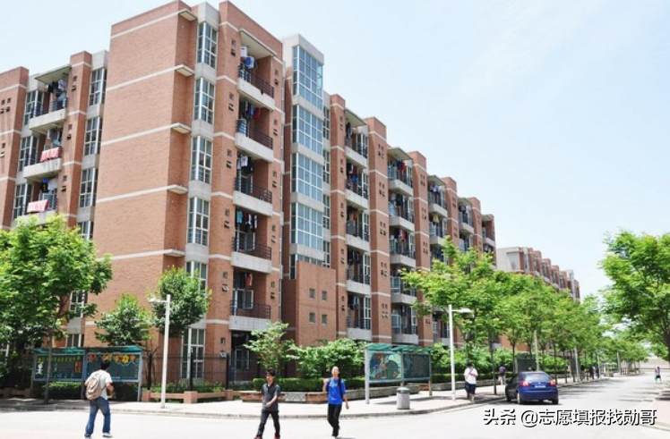 西部“很热门”的一所大学，实力强，毕业生受到华为的“青睐”