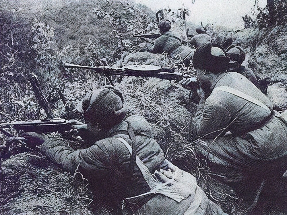 掩护志愿军,一个营顶住两万美军七天进攻,守住阵地时只剩两个人