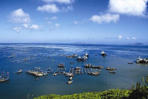 57岁转型成投资人，现在管理超2000亿的资金，这位浙大校友有点强！