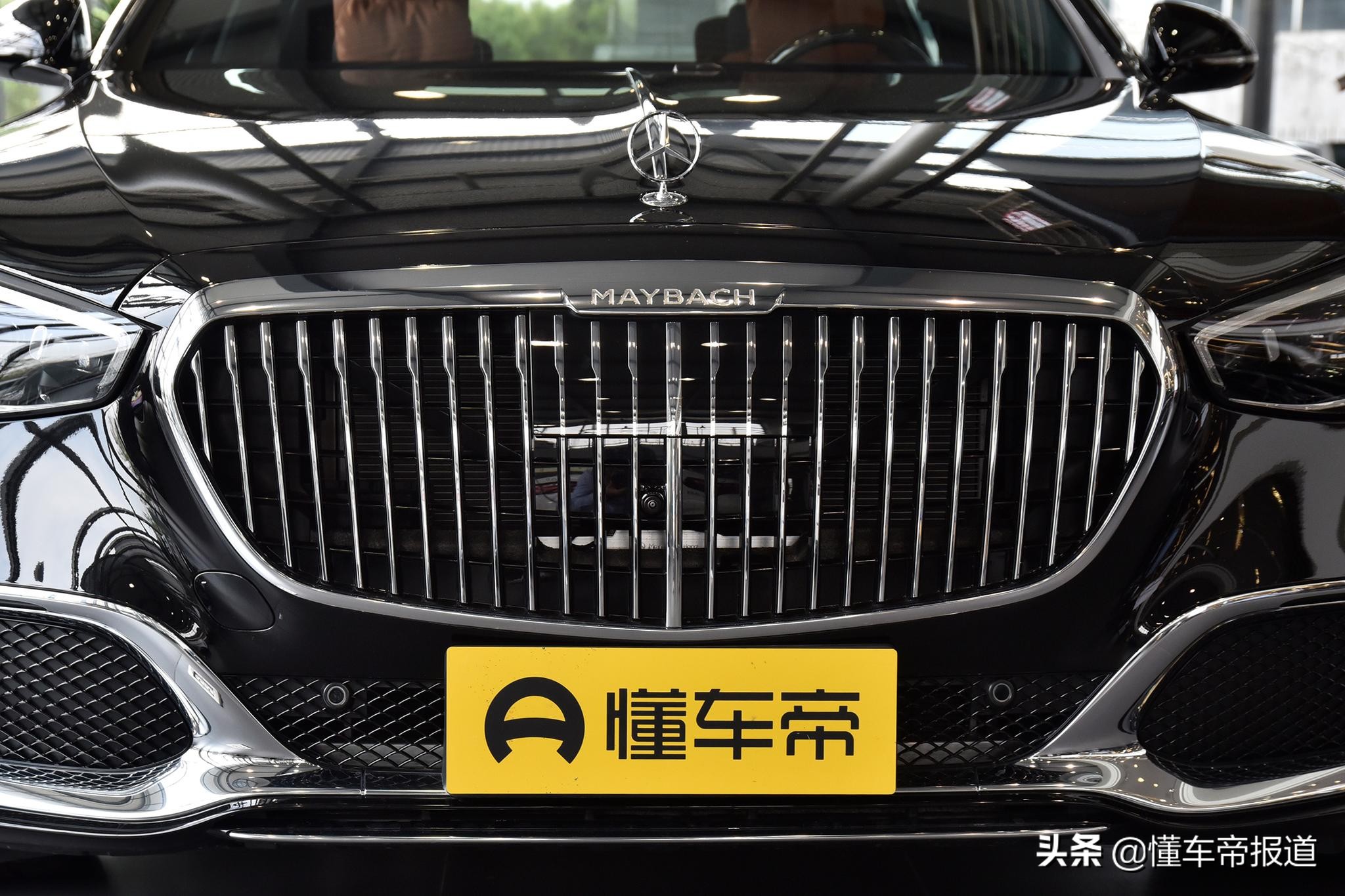 新车｜售价146.8万元 迈巴赫S级正式上市