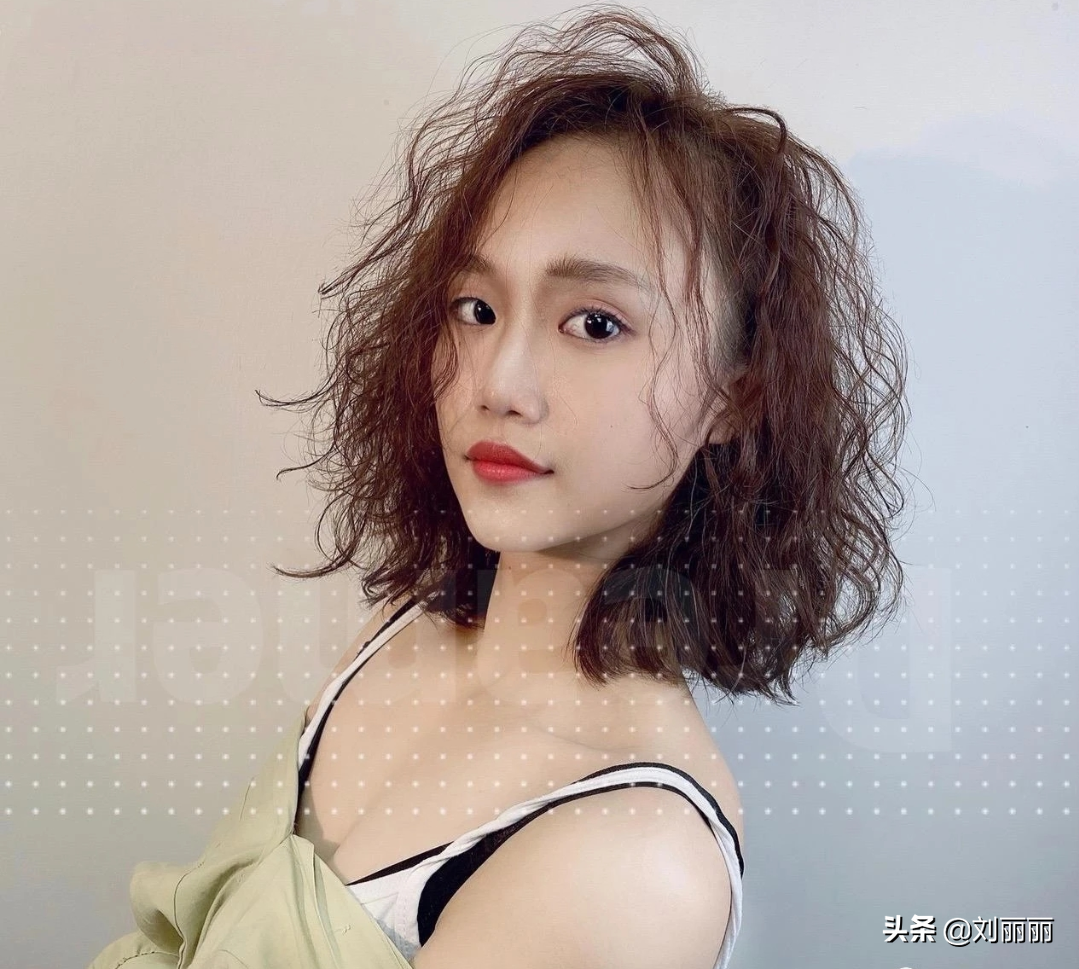 最洋气烫发20款，蓬松时尚显发量，适合头发细软少的女性