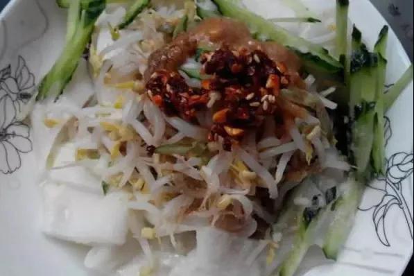 小麦淀粉可以制作凉皮吗？凉皮怎么做好吃，大厨：教你正确做法