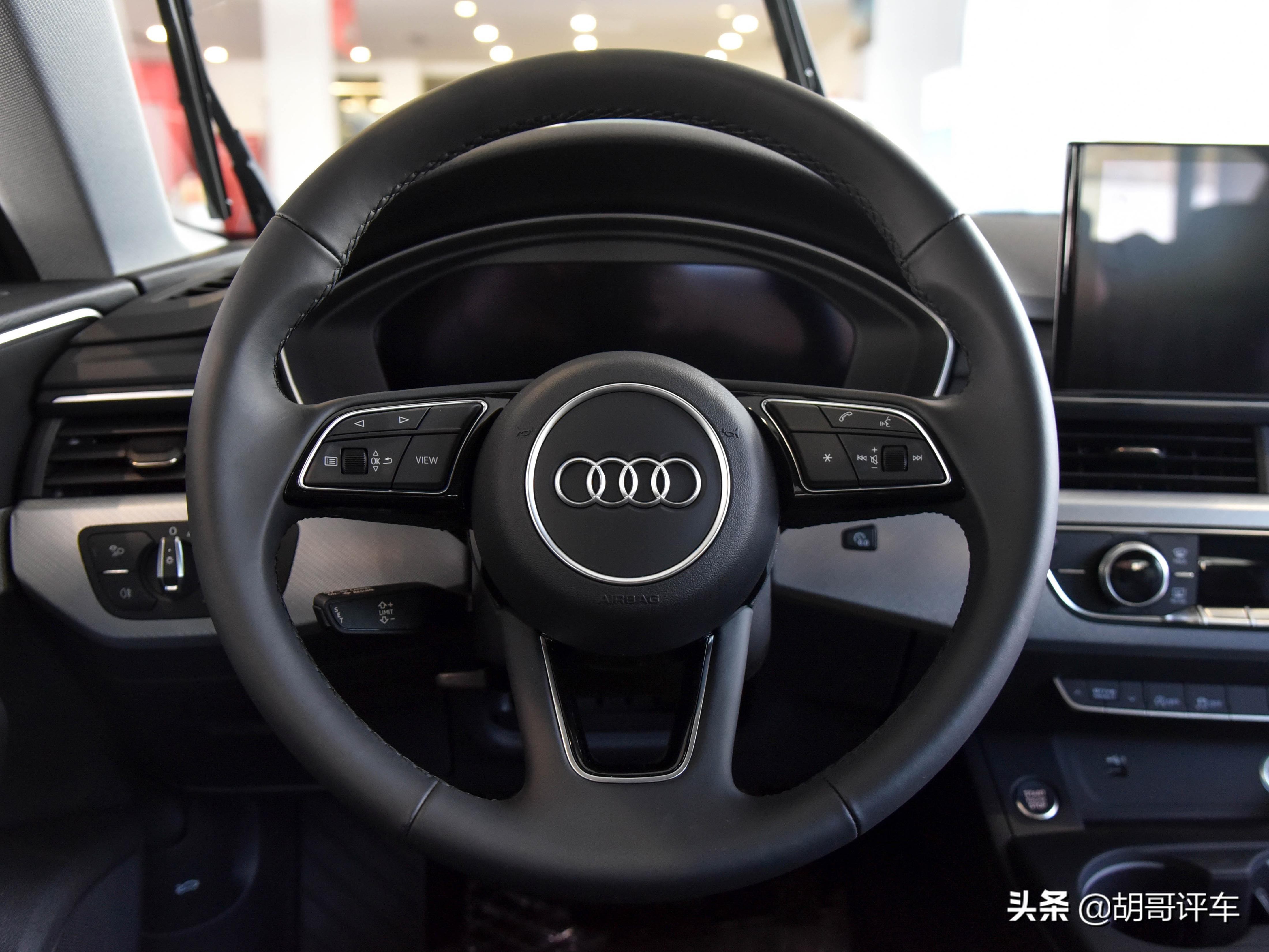 进口的奥迪轿车，舒适性不错外观更帅气，实拍奥迪A5