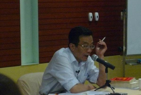 复旦教授吐槽“学渣”儿子：差点没考上大学！人都要经历3次认命