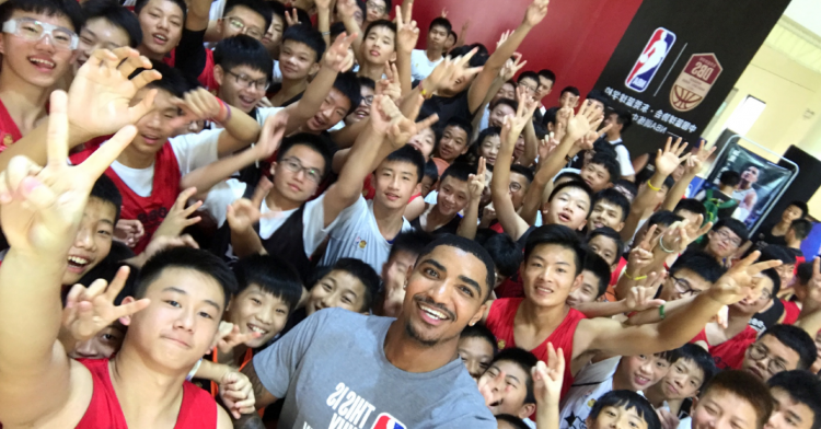 篮球比赛每队最多多少人（完全错误！注册人员只有1000人？中国篮球从未被如此误解）